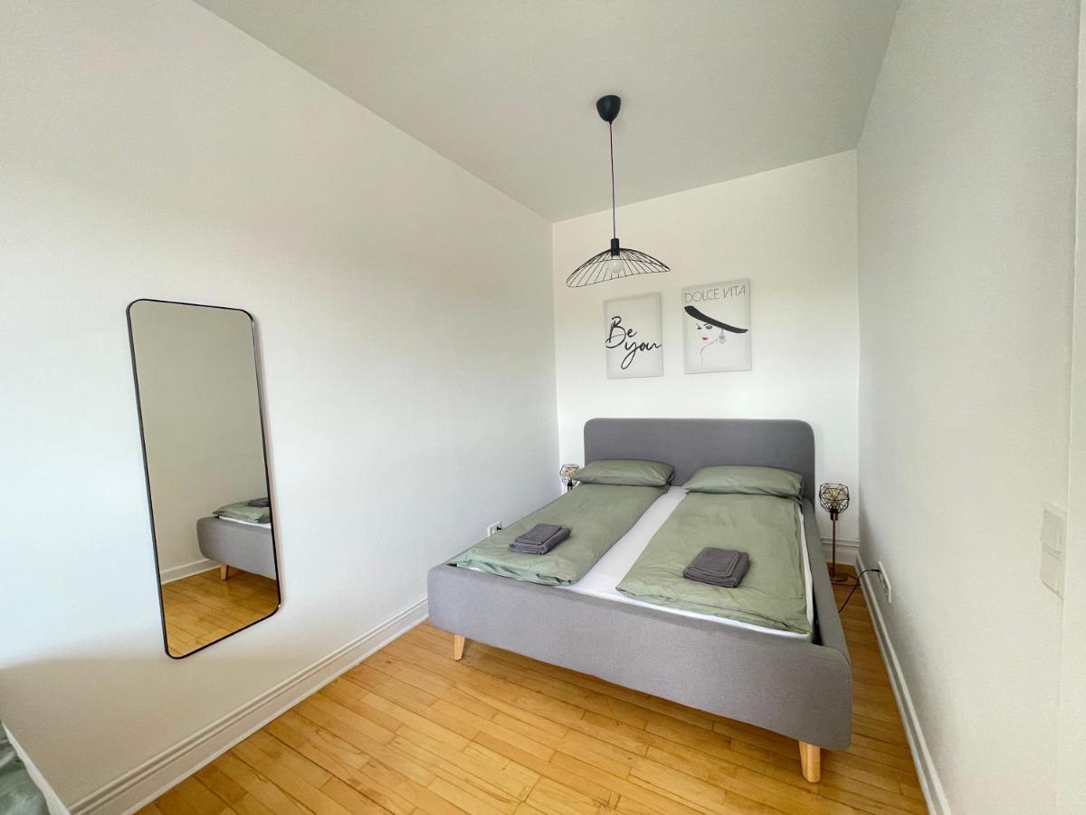 65Qm - City - Popular Street - Limmerstrasse - Mallibase Apartments Hanovre Extérieur photo